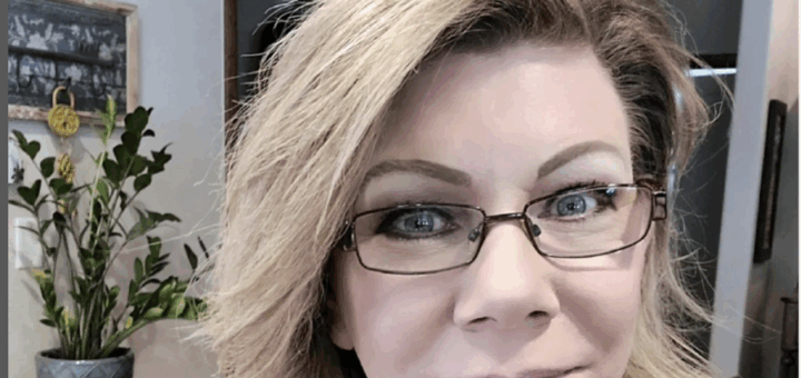 Sister Wives Star Meri Brown Lists 18 Reasons Why Dogs Are Great